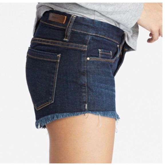 Blank NYC Little Queenie Denim Frayed Cut Off Shorts, Size 26 - Picture 6 of 14